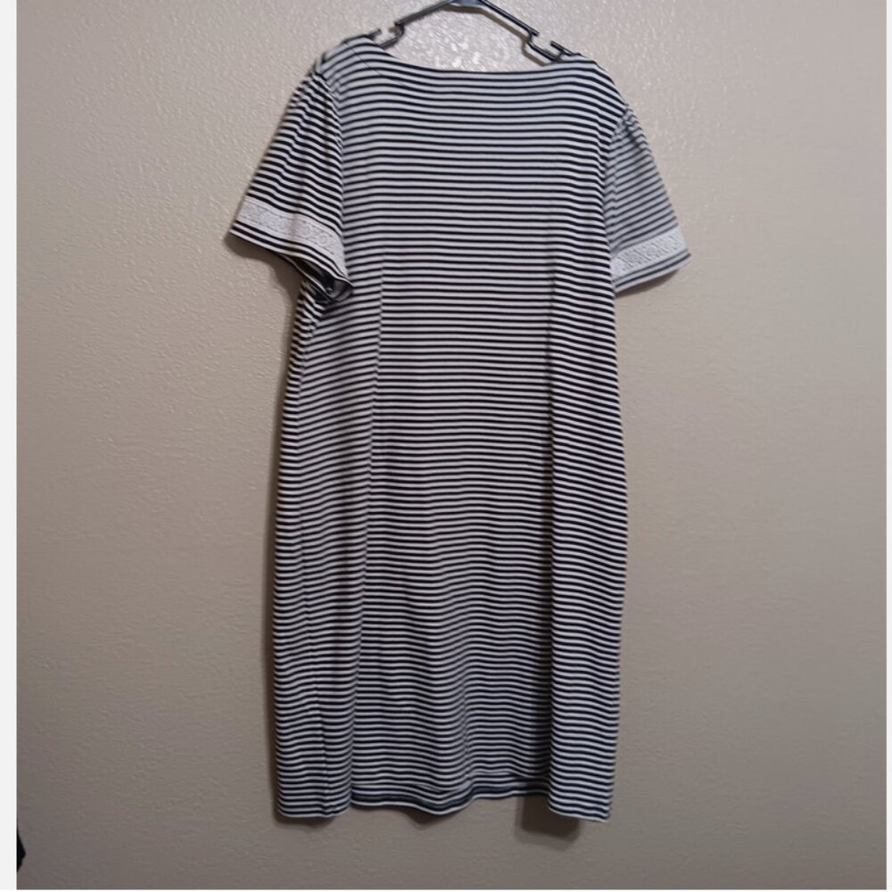 talbots striped dress with crochet trim - Picture 3 of 5